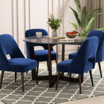 Dining Tables & Chairs