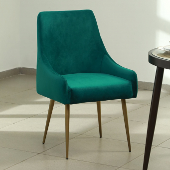 Dining Tables & Chairs