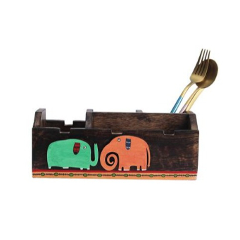 أدوات المائدة وحاملها